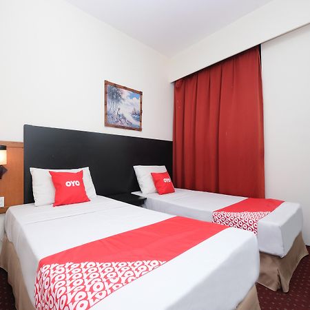 Hotel Sri Sutra - Sungai Buloh Petaling Jaya Eksteriør billede