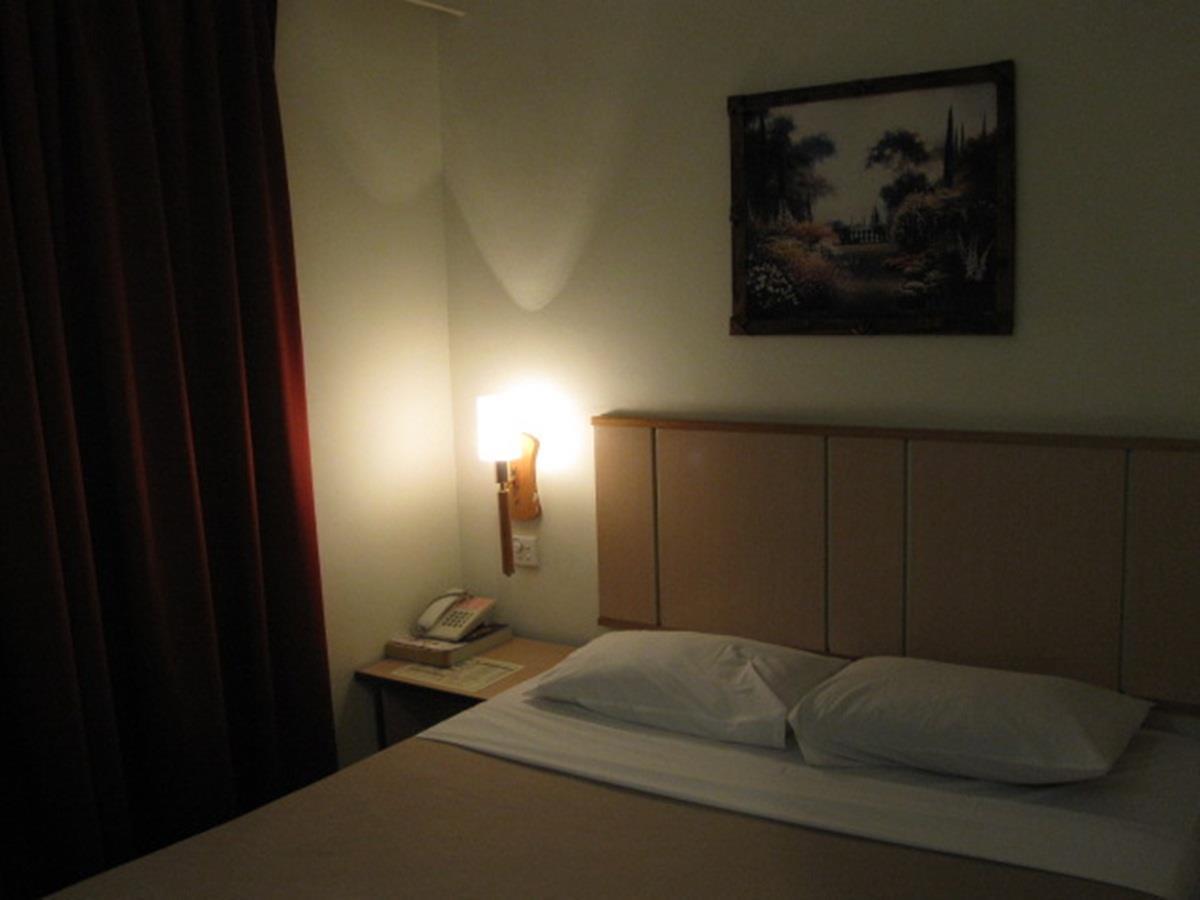 Hotel Sri Sutra - Sungai Buloh Petaling Jaya Eksteriør billede